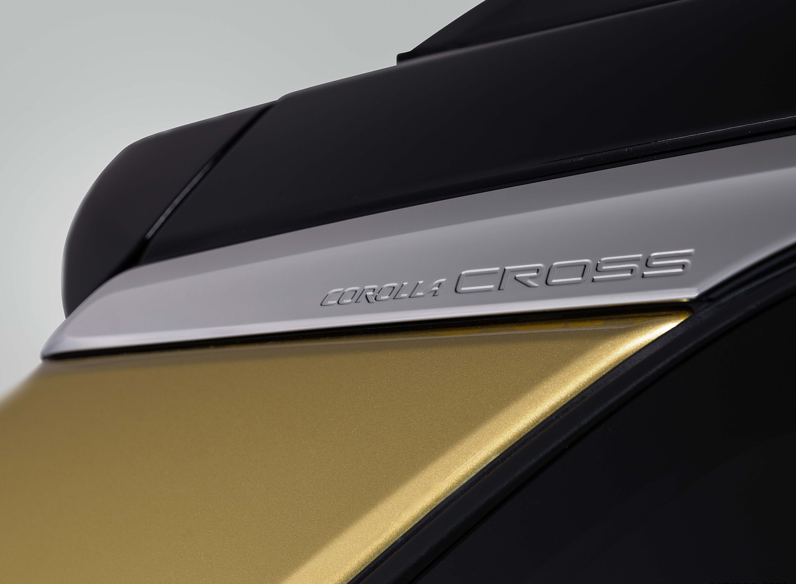 2023 Toyota Corolla Cross Hybrid XSE (Color: Acidic Blast) Detail Wallpapers #11 of 32