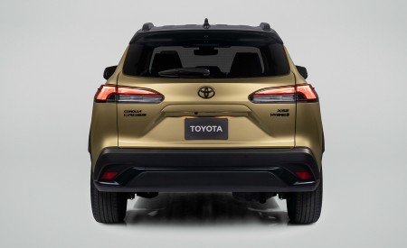 2023 Toyota Corolla Cross Hybrid XSE (Color: Acidic Blast) Rear Wallpapers 450x275 (4)