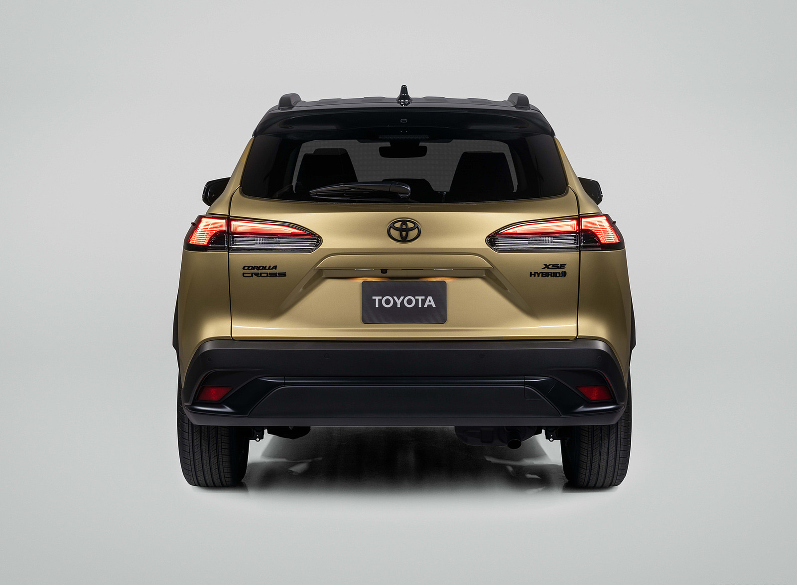 2023 Toyota Corolla Cross Hybrid XSE (Color: Acidic Blast) Rear Wallpapers (4)