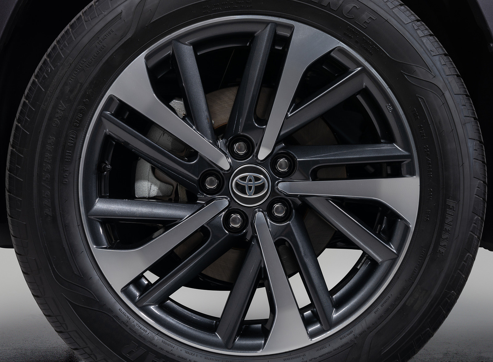 2023 Toyota Corolla Cross Hybrid XSE (Color: Acidic Blast) Wheel Wallpapers (8)