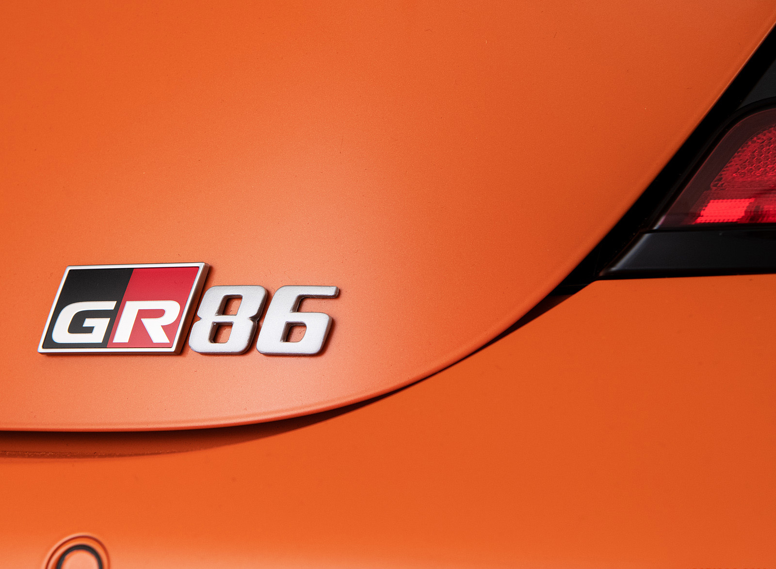 2023 Toyota GR86 Special Edition (Color: Solar Shift) Badge Wallpapers (7)