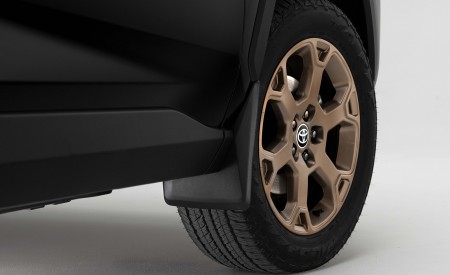 2023 Toyota RAV4 Hybrid Woodland Edition Wheel Wallpapers 450x275 (5)