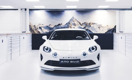2022 Alpine A110 E-ternité Concept Front Wallpapers 450x275 (9)