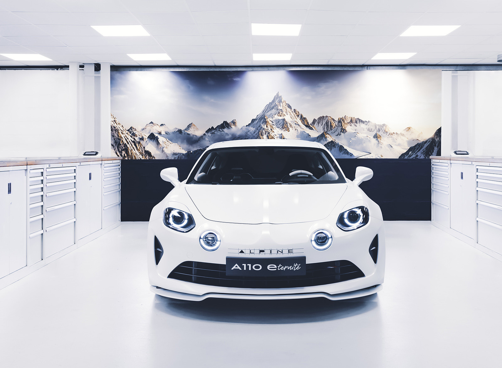 2022 Alpine A110 E-ternité Concept Front Wallpapers (9)