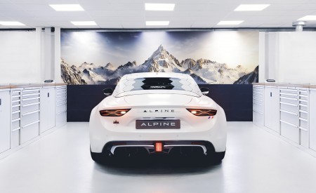 2022 Alpine A110 E-ternité Concept Rear Wallpapers 450x275 (10)