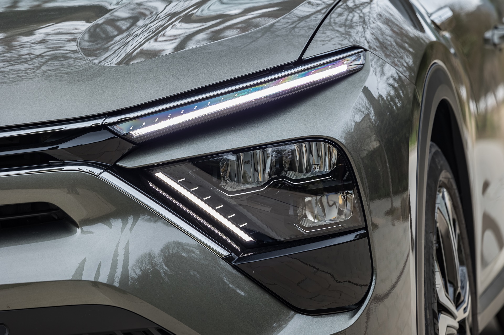 2022 Citroën C5 X Hybrid Headlight Wallpapers (8)