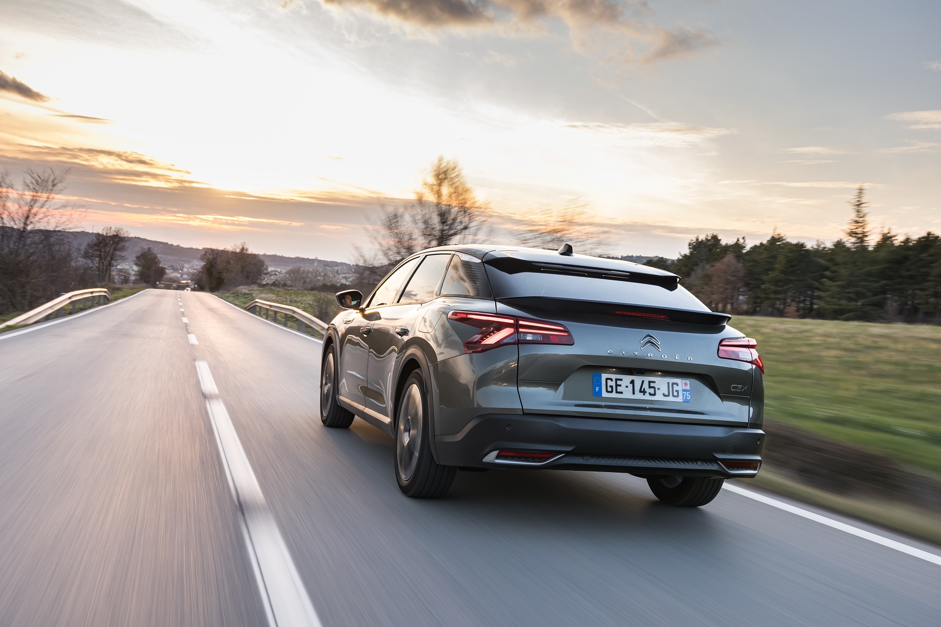 2022 Citroën C5 X Hybrid Rear Wallpapers (3)