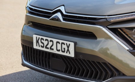 2022 Citroën C5 X Hybrid (UK-Spec) Grille Wallpapers 450x275 (34)