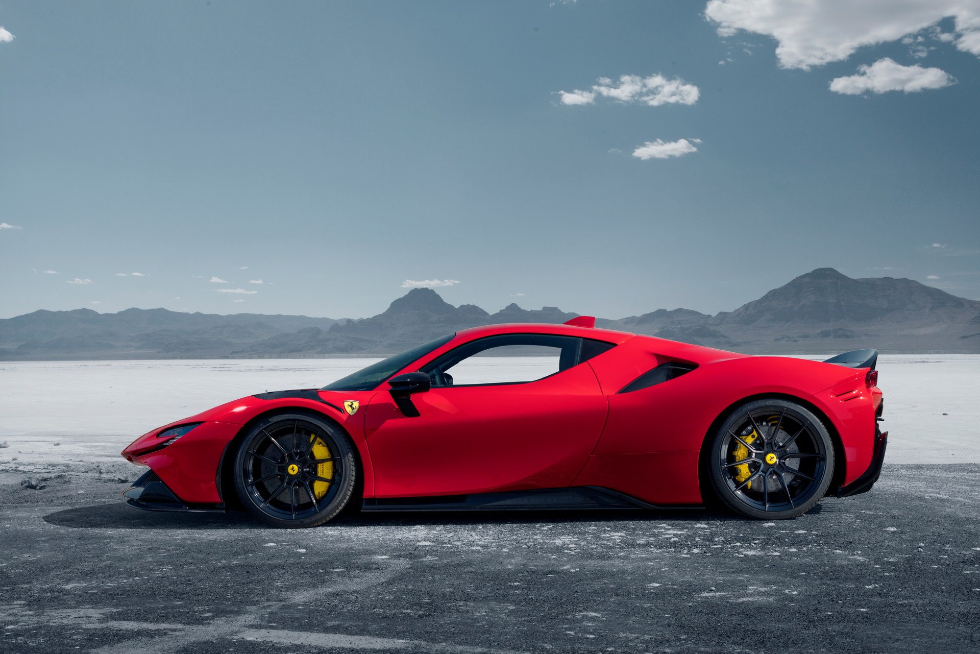 2022 Ferrari SF90 Stradale by Novitec Side Wallpapers #4 of 12