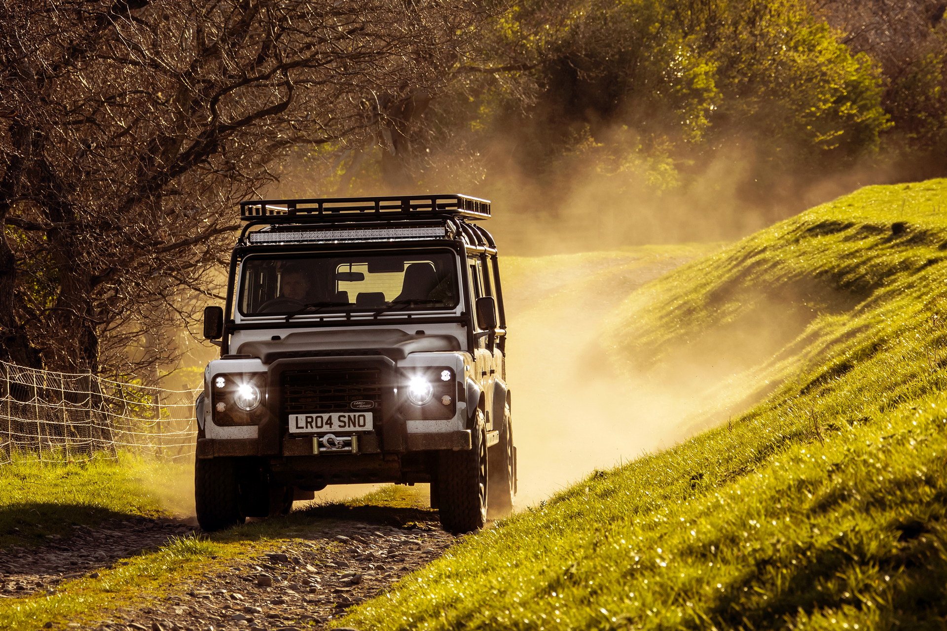 2022 Land Rover Classic Defender Works V8 Trophy II Front Wallpapers (6)