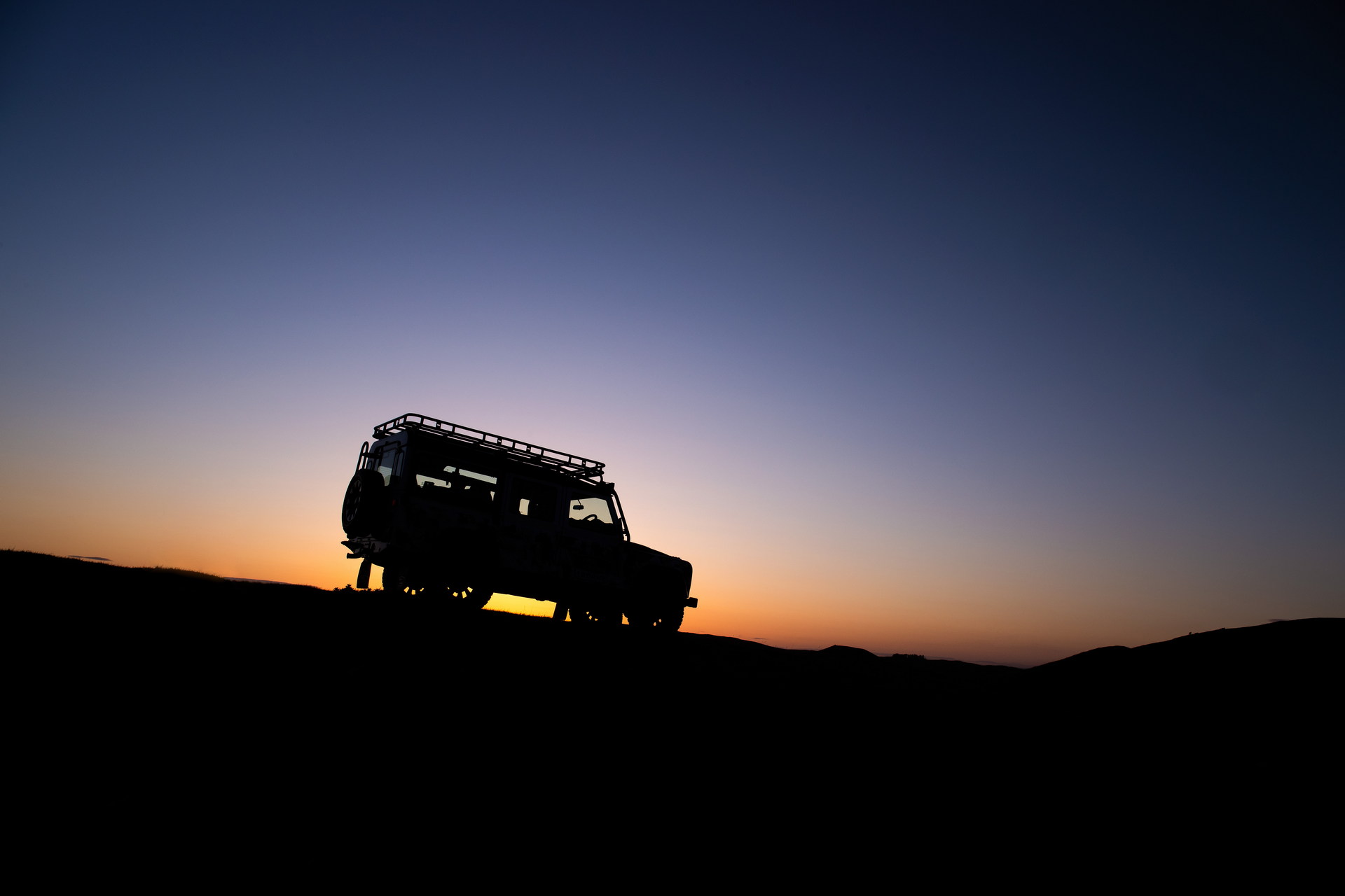 2022 Land Rover Classic Defender Works V8 Trophy II Side Wallpapers #9 of 13