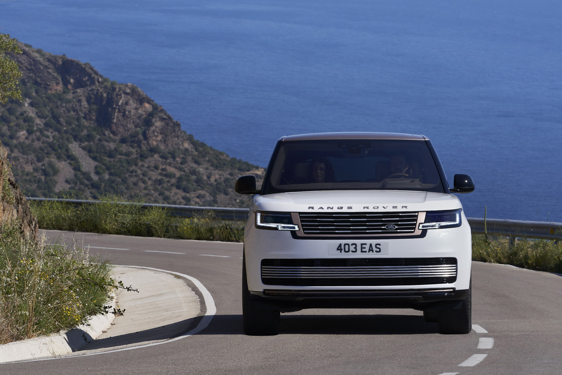 2022 Land Rover Range Rover SV Serenity Front Wallpapers (2)