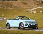 2022 Volkswagen T-Roc Cabriolet (UK-Spec) Front Three-Quarter Wallpapers 150x120 (3)