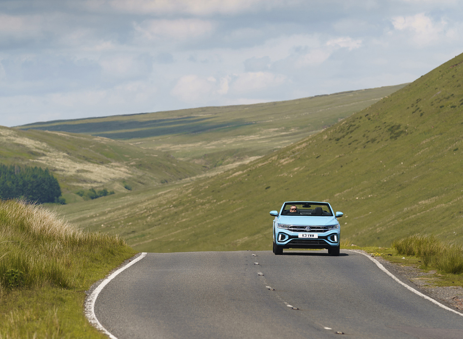 2022 Volkswagen T-Roc Cabriolet (UK-Spec) Front Wallpapers #8 of 42