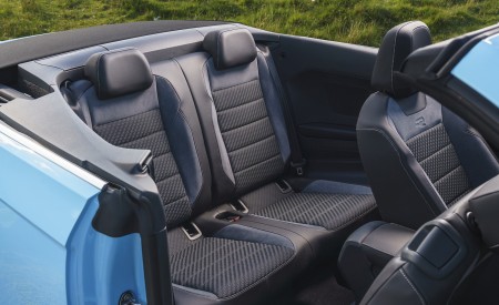 2022 Volkswagen T-Roc Cabriolet (UK-Spec) Interior Rear Seats Wallpapers 450x275 (40)