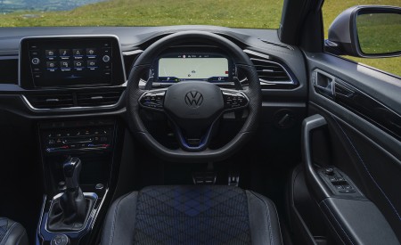 2022 Volkswagen T-Roc R (UK-Spec) Interior Cockpit Wallpapers 450x275 (34)