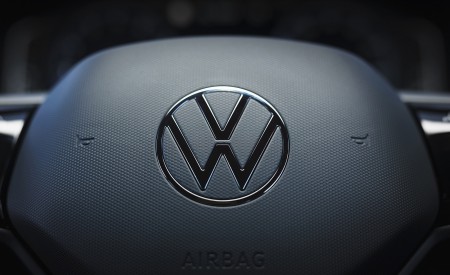 2022 Volkswagen T-Roc R (UK-Spec) Interior Steering Wheel Wallpapers 450x275 (39)