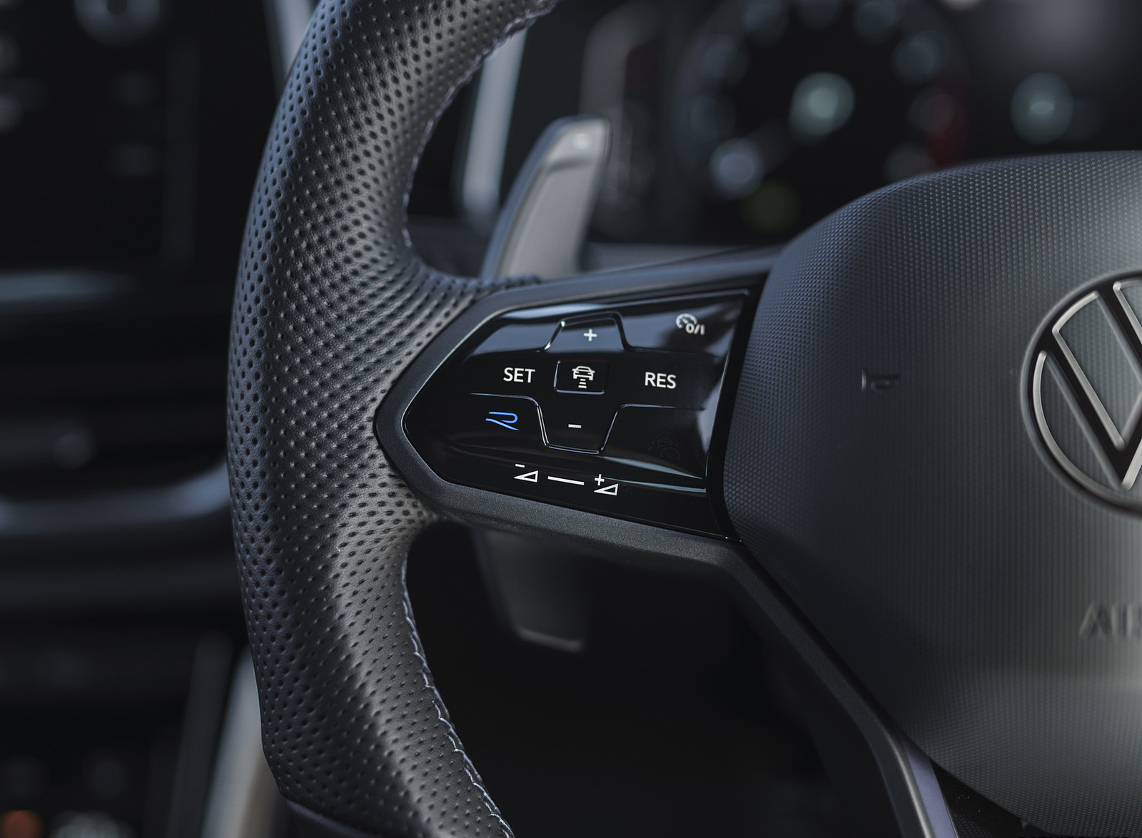 2022 Volkswagen T-Roc R (UK-Spec) Interior Steering Wheel Wallpapers #36 of 52