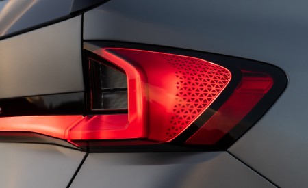 2023 BMW X1 xDrive23i M Sport (UK-Spec) Tail Light Wallpapers 450x275 (21)