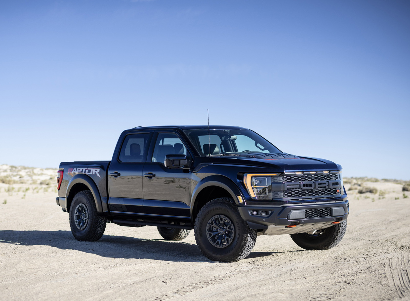 2023 Ford F-150 Raptor R Front Three-Quarter Wallpapers #13 of 31