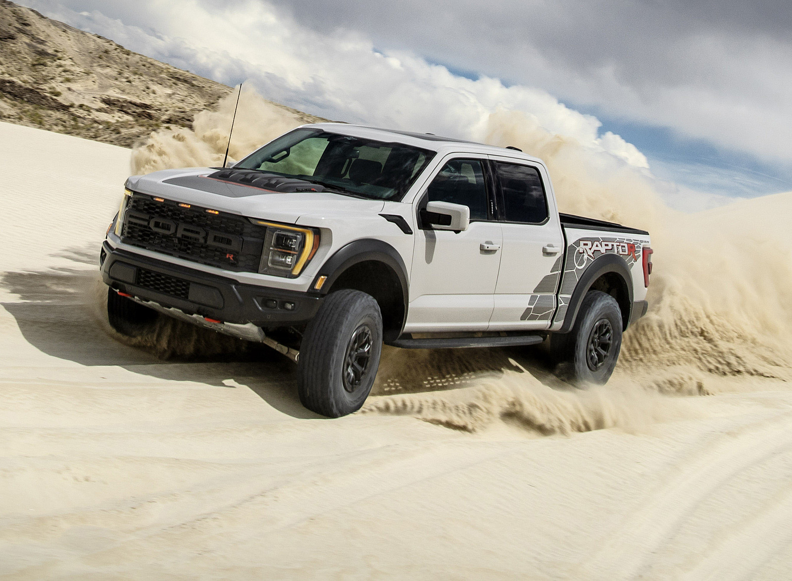 2023 Ford F-150 Raptor R Front Three-Quarter Wallpapers (5)