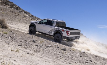 2023 Ford F-150 Raptor R Rear Three-Quarter Wallpapers  450x275 (6)