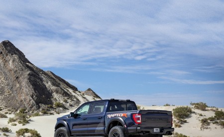 2023 Ford F-150 Raptor R Rear Three-Quarter Wallpapers  450x275 (17)