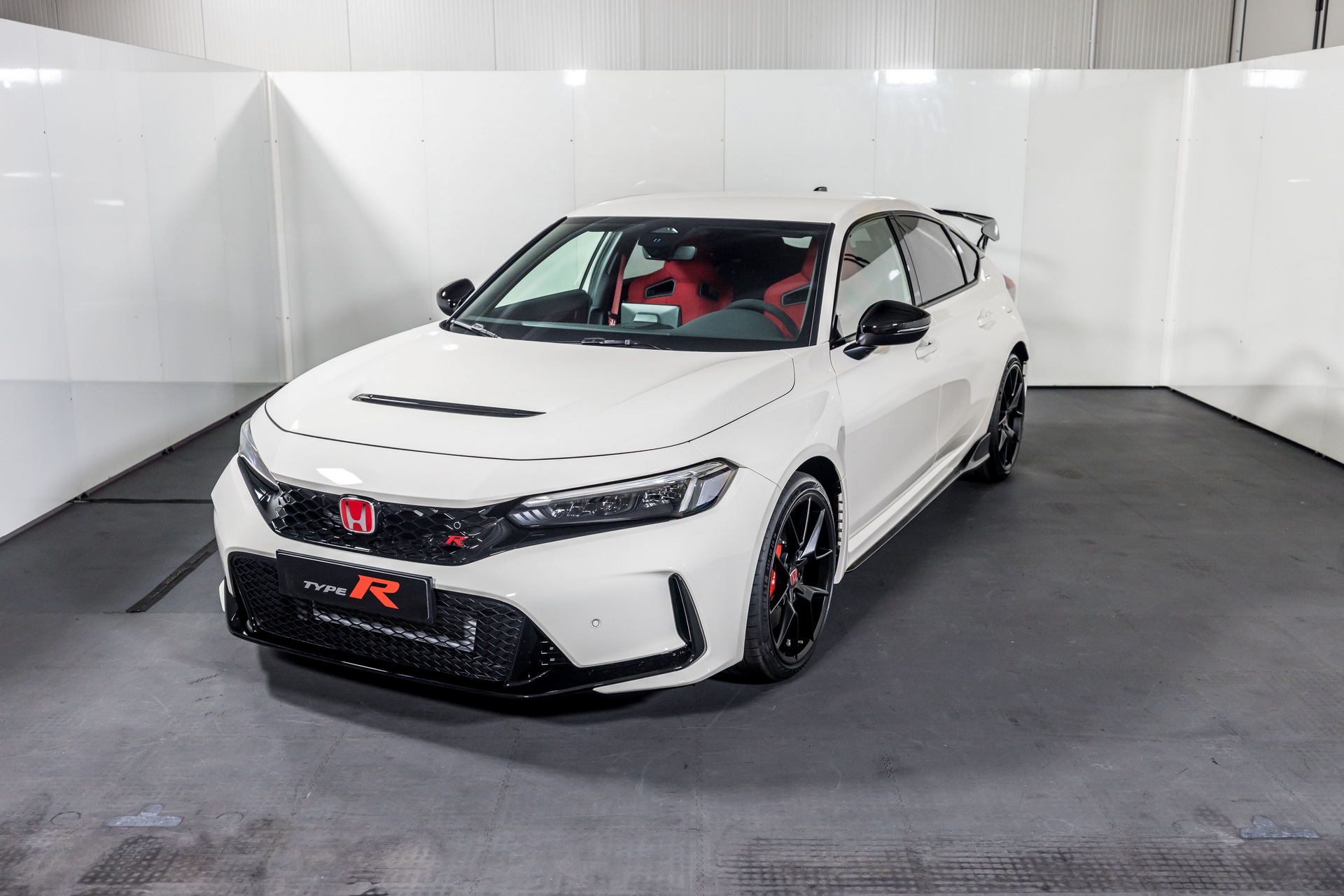 2023 Honda Civic Type R Front Three-Quarter Wallpapers #72 of 132