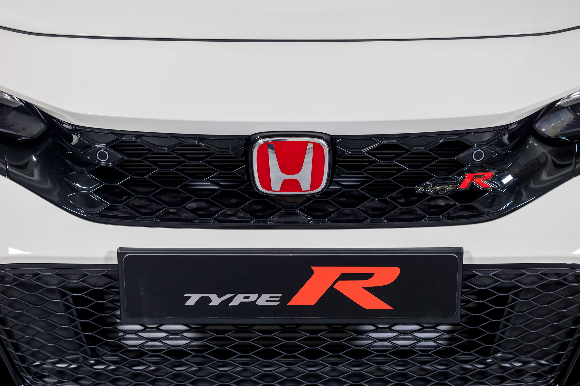 2023 Honda Civic Type R Grille Wallpapers #82 of 132