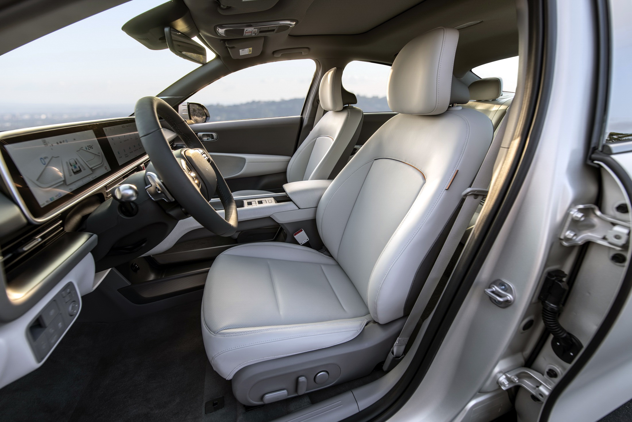 2023 Hyundai Ioniq 6 Interior Front Seats Wallpapers #131 of 145