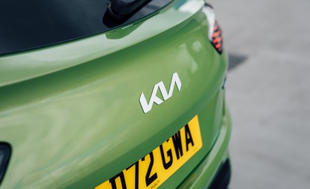 2023 Kia XCeed GT-line S (UK-Spec) Badge Wallpapers 450x275 (43)