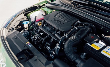 2023 Kia XCeed GT-line S (UK-Spec) Engine Wallpapers 450x275 (50)