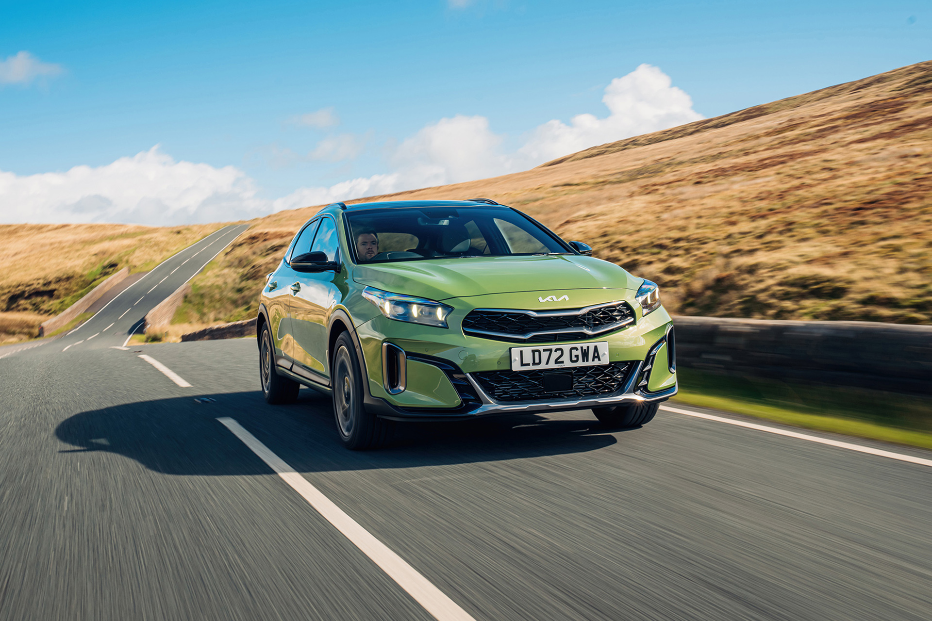 2023 Kia XCeed GT-line S (UK-Spec) Front Three-Quarter Wallpapers #3 of 92