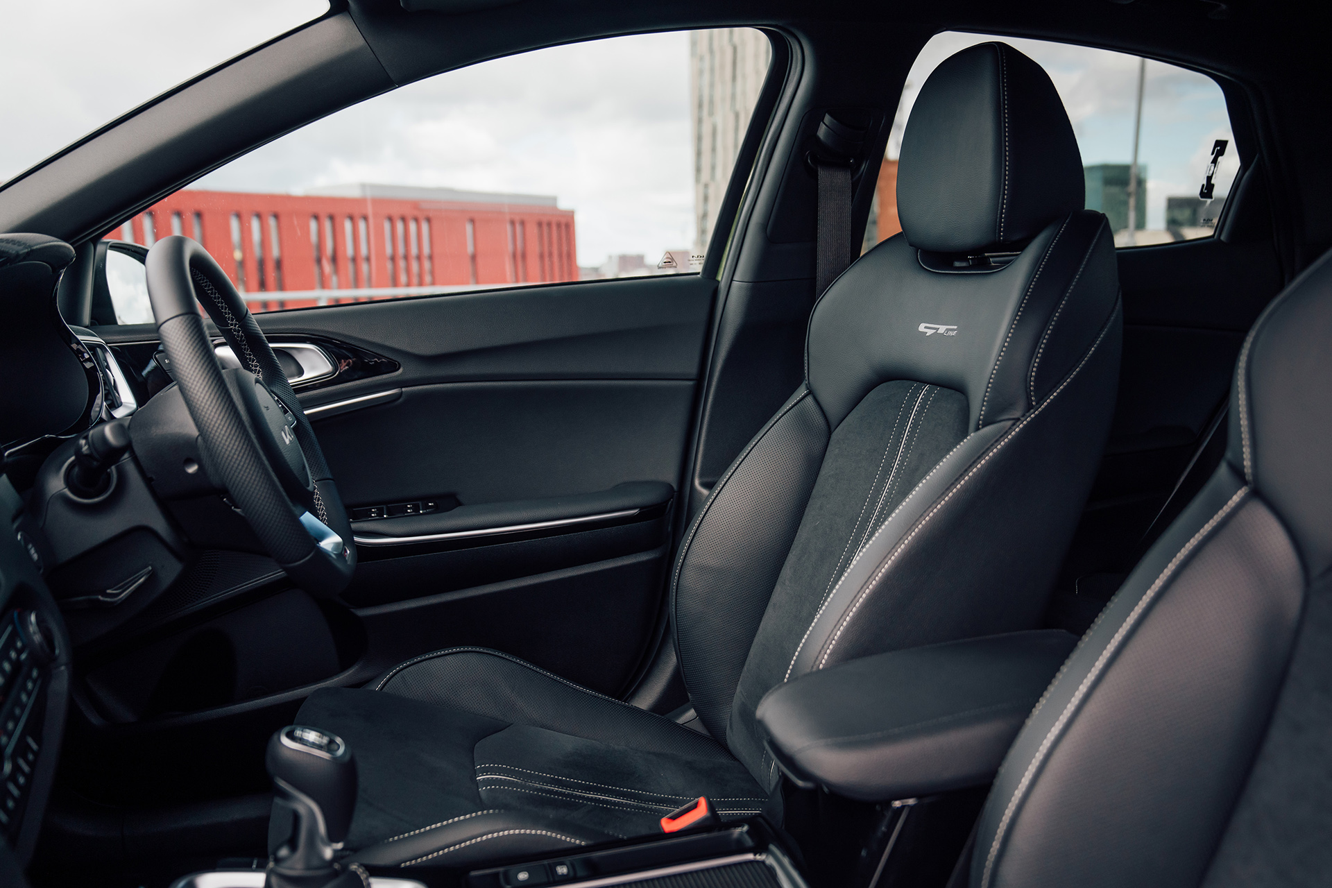 2023 Kia XCeed GT-line S (UK-Spec) Interior Front Seats Wallpapers #61 of 92