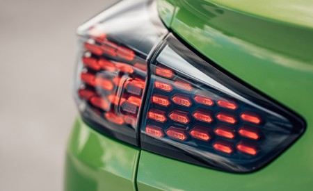 2023 Kia XCeed GT-line S (UK-Spec) Tail Light Wallpapers 450x275 (41)