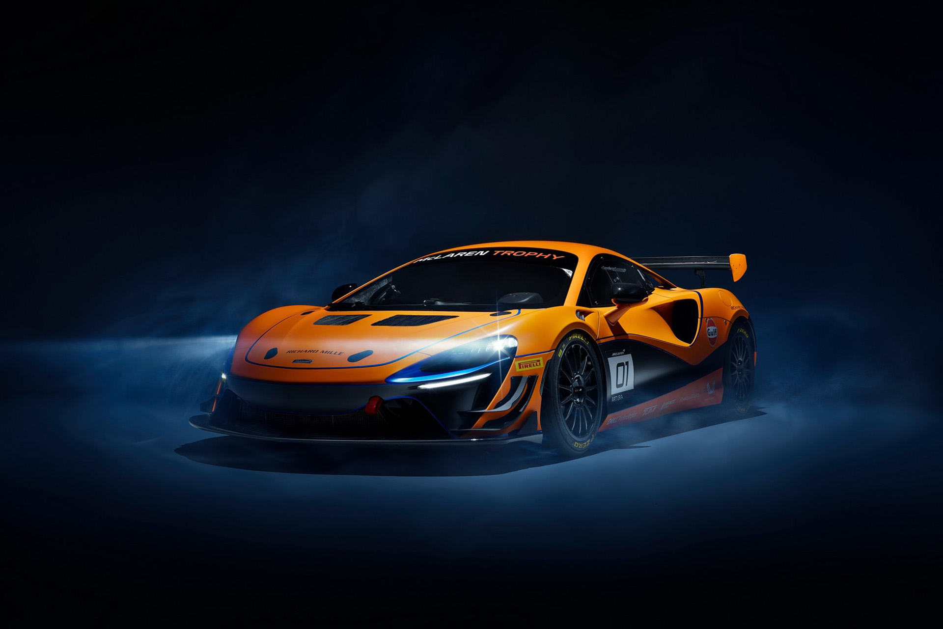 2023 McLaren Artura Trophy Racecar Front Three-Quarter Wallpapers #1 of 4