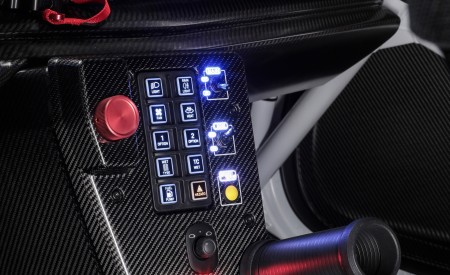 2023 Porsche 911 GT3 R Central Console Wallpapers 450x275 (15)