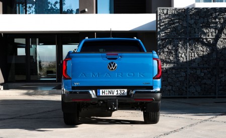 2023 Volkswagen Amarok Rear Wallpapers 450x275 (5)