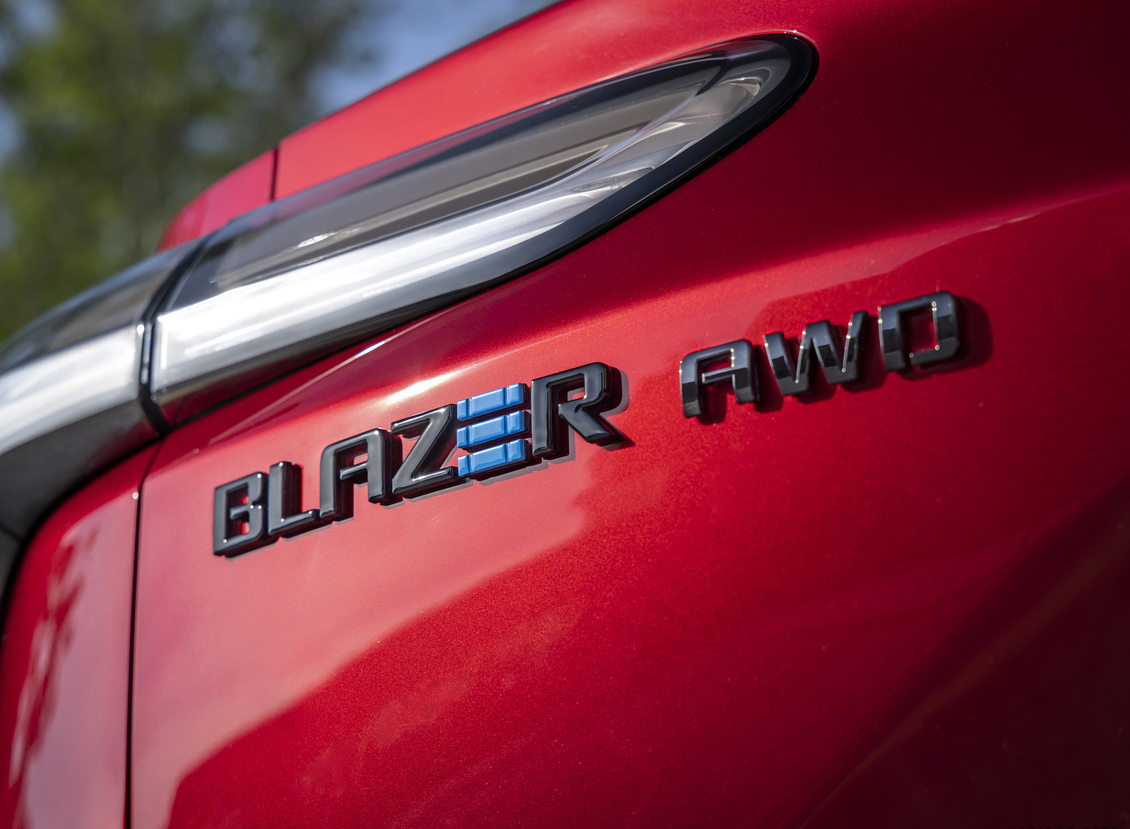 2024 Chevrolet Blazer EV SS (Color: Radiant Red Tintcoat) Badge Wallpapers #18 of 40