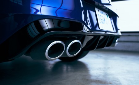 2022 Volkswagen Golf R 20th Anniversary Edition Exhaust Wallpapers 450x275 (38)