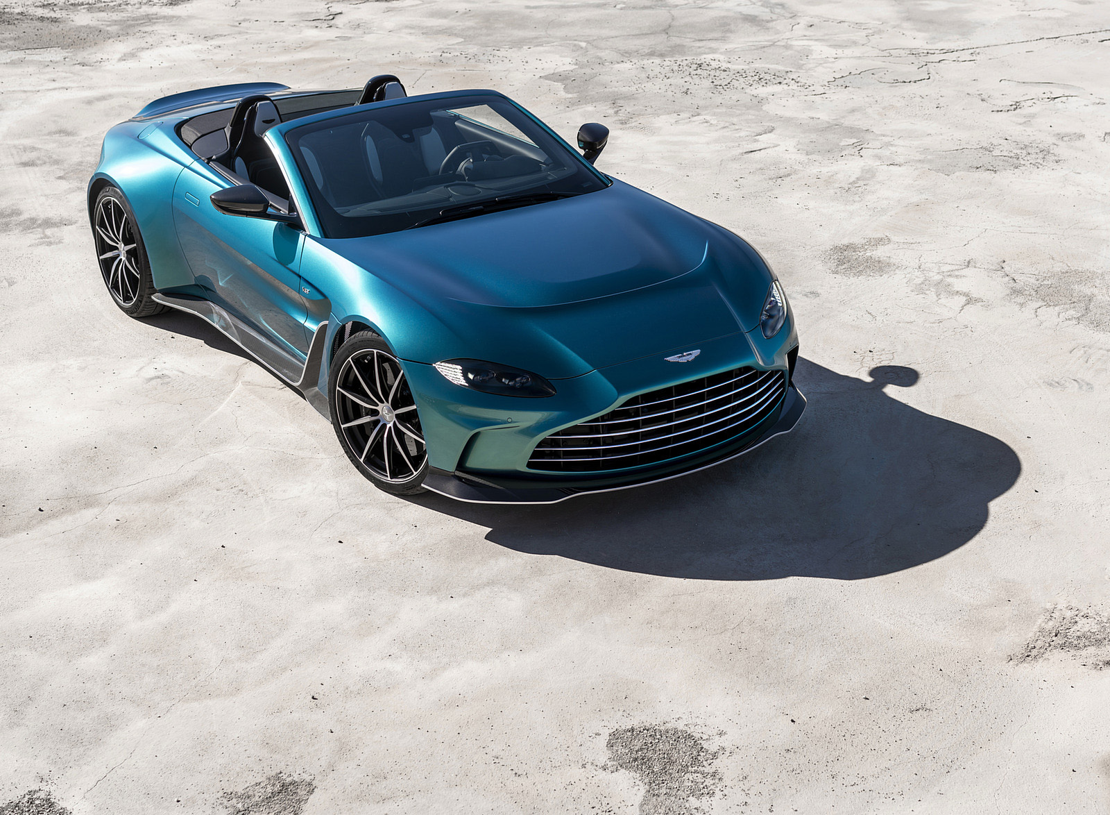 2023 Aston Martin V12 Vantage Roadster Front Three-Quarter Wallpapers (9)
