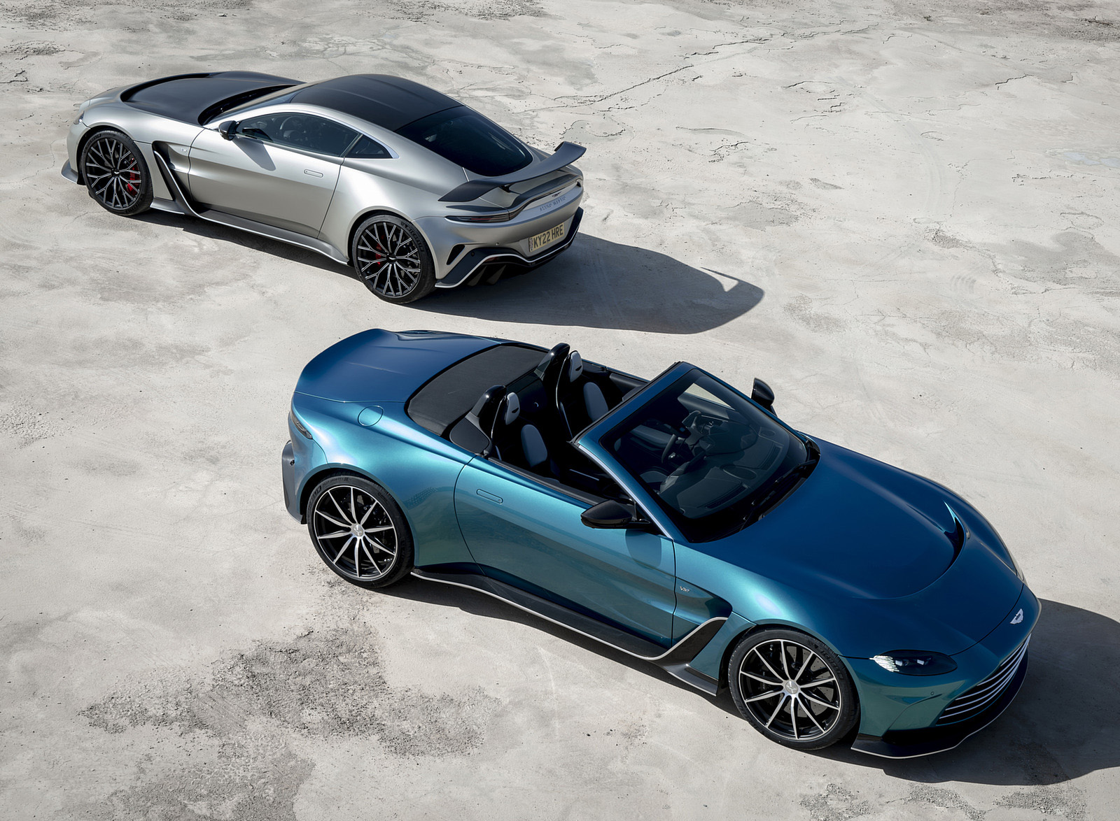 2023 Aston Martin V12 Vantage Roadster Wallpapers (8)