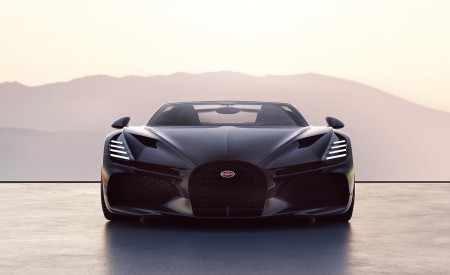 2023 Bugatti W16 Mistral Front Wallpapers 450x275 (9)