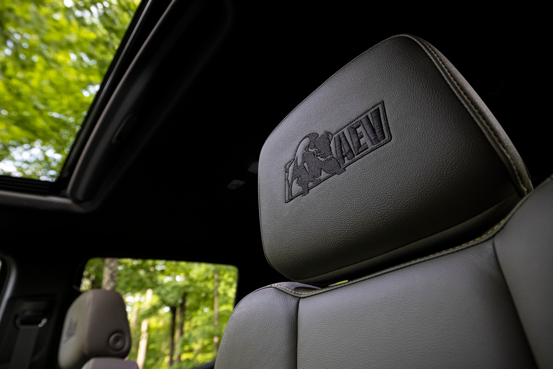 2023 Chevrolet Silverado ZR2 Bison Interior Seats Wallpapers #16 of 18