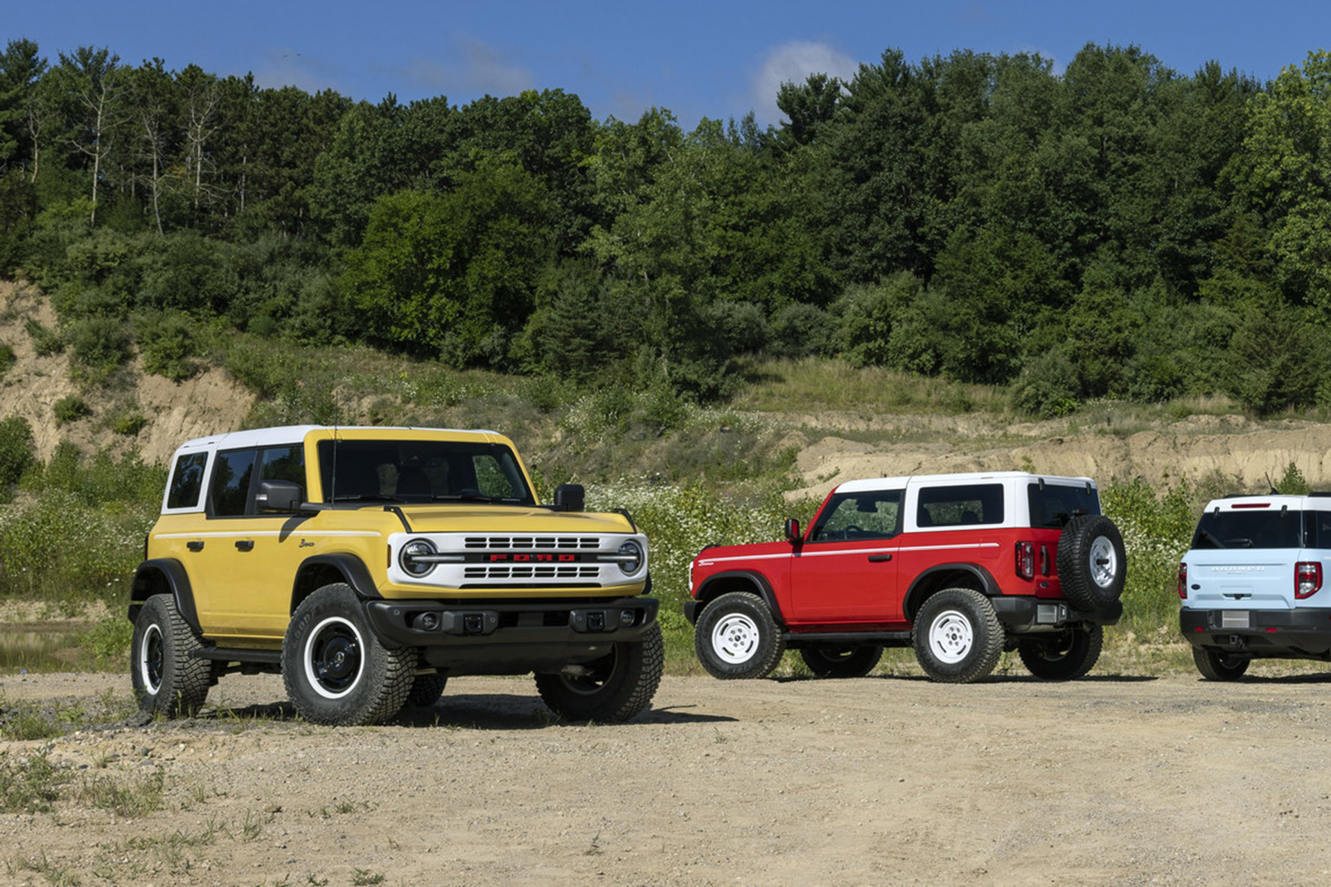 2023 Ford Bronco Heritage Edition Lineup Wallpapers (9)