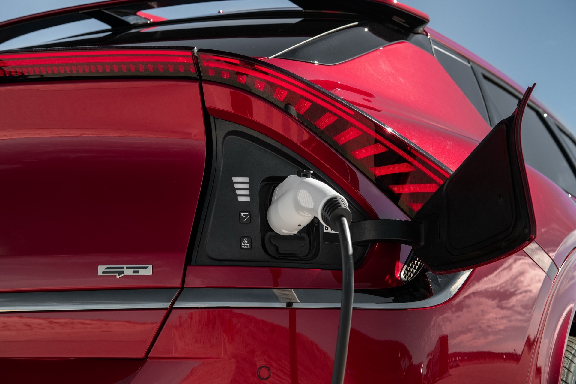 2023 Kia EV6 GT Charging Connector Wallpapers #31 of 47