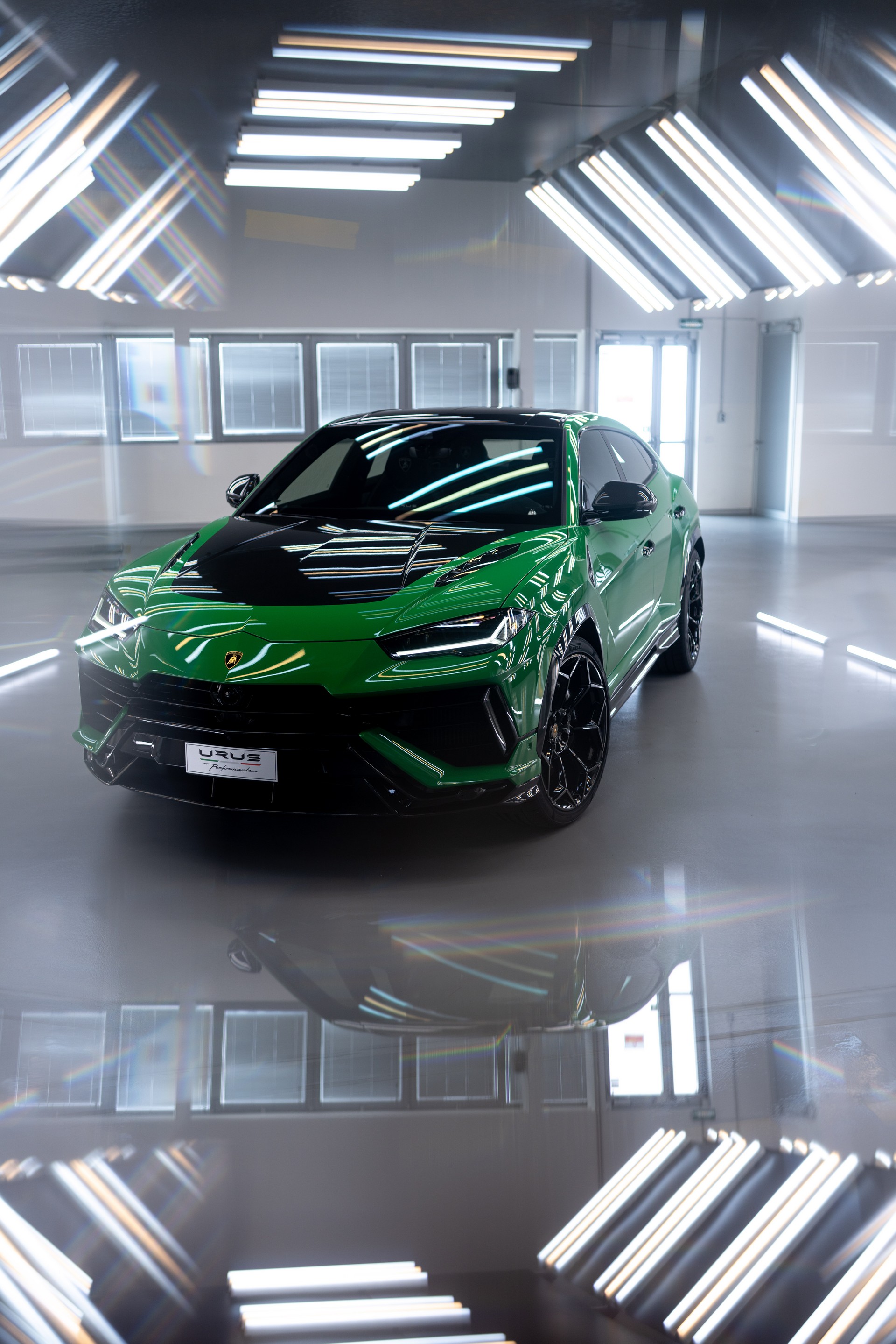 2023 Lamborghini Urus Performante Front Wallpapers #57 of 105