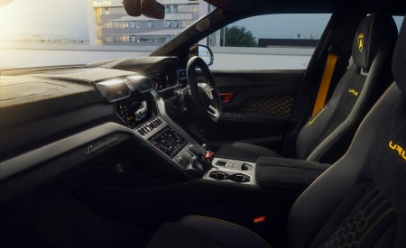 2023 Lamborghini Urus Performante Interior Wallpapers 450x275 (34)