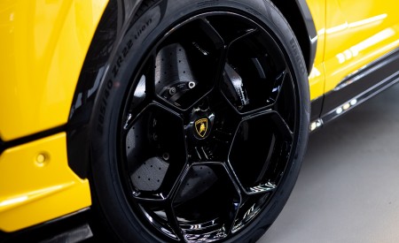 2023 Lamborghini Urus Performante Wheel Wallpapers 450x275 (83)