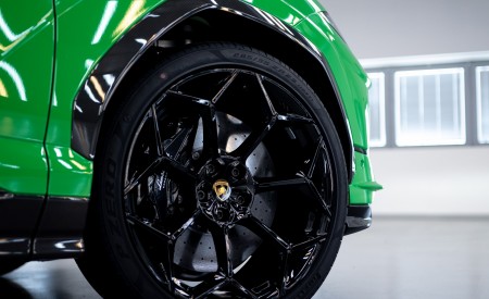 2023 Lamborghini Urus Performante Wheel Wallpapers  450x275 (88)